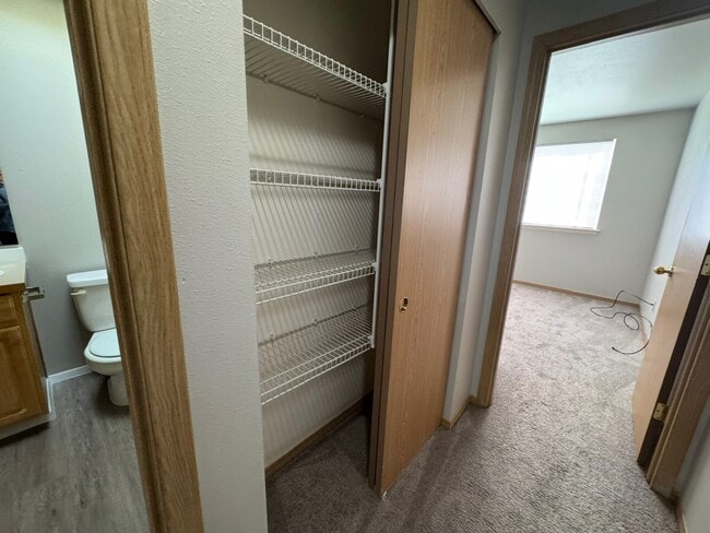 Building Photo - 207 Kansas St SW