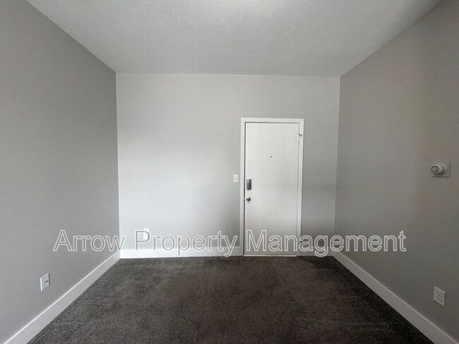 Building Photo - 2004 S 10th St