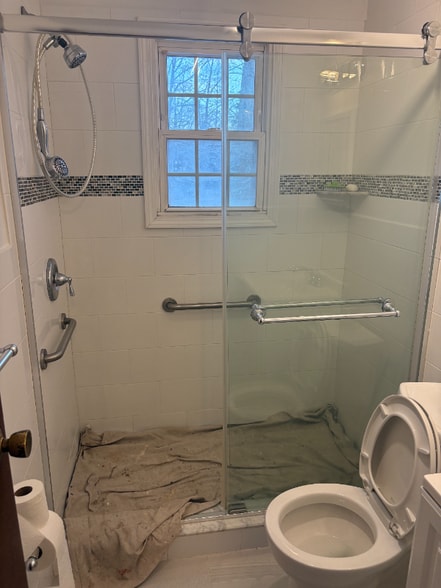 Building Photo - 21 River Pl