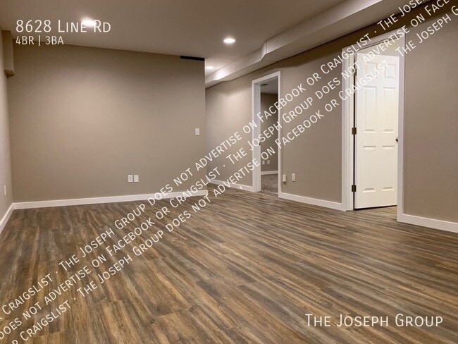 Building Photo - 8628 Line Rd