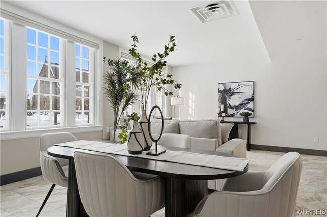 Building Photo - 40 North St