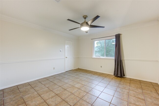 Building Photo - 21450 Park Post Ln