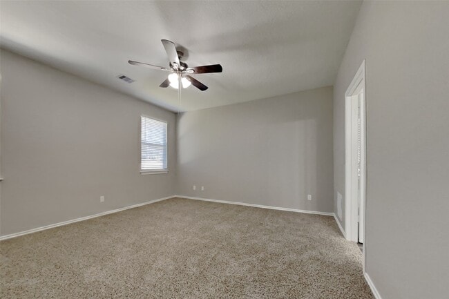 Building Photo - 22003 Avonglen Ln