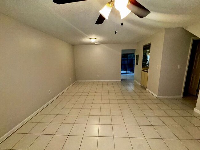 Building Photo - 7473 Belle River Ct