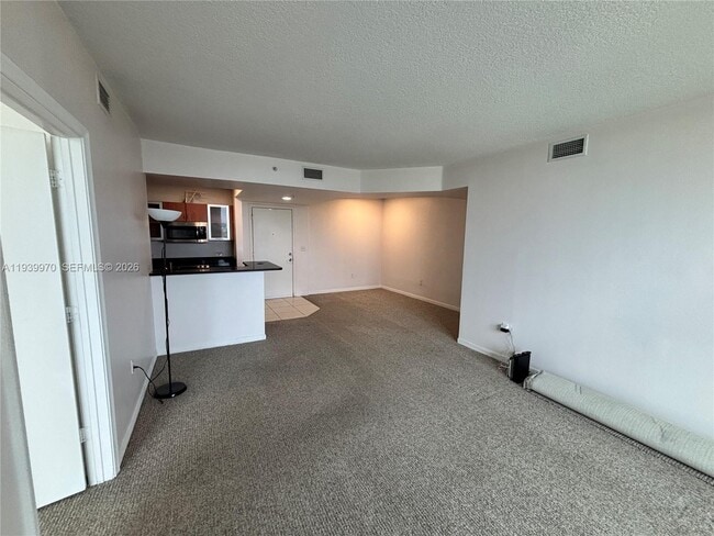 Building Photo - 2775 NE 187th St