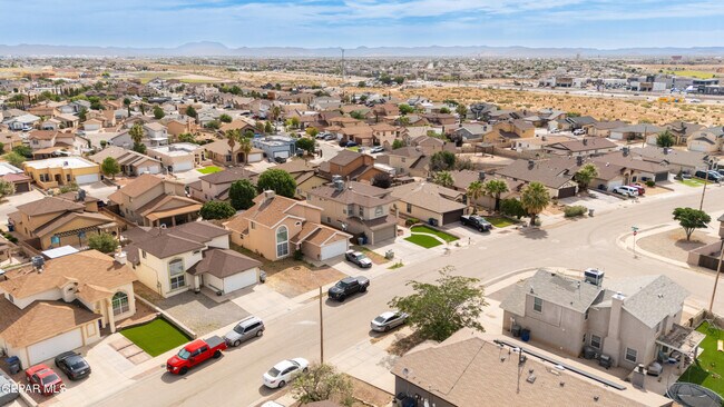Building Photo - 12741 Tierra Monje Ln