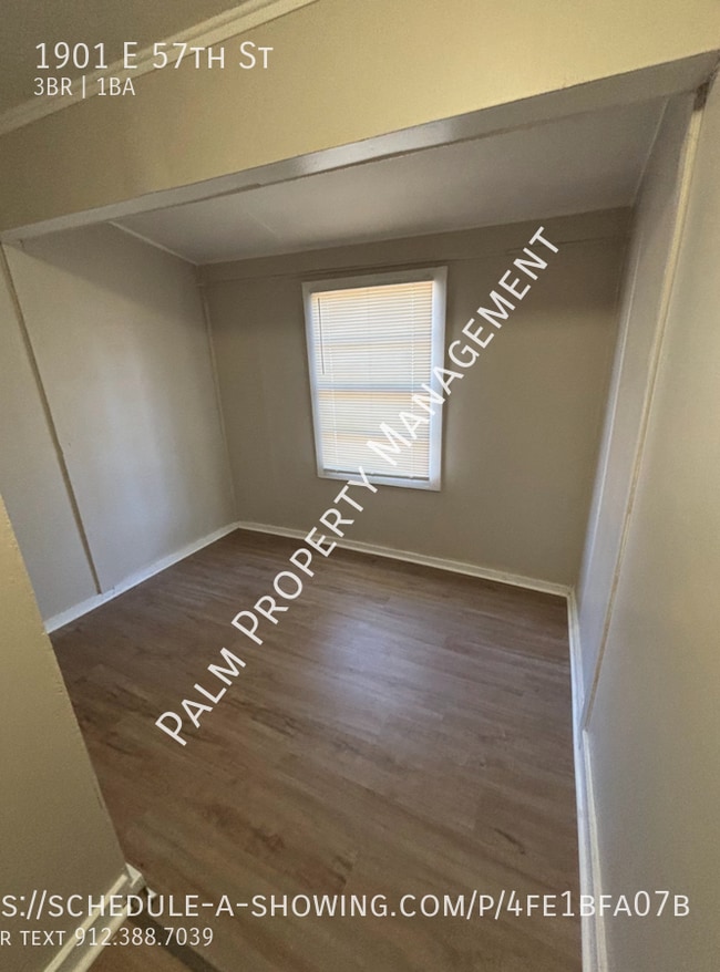 Building Photo - 1901 E 57th St