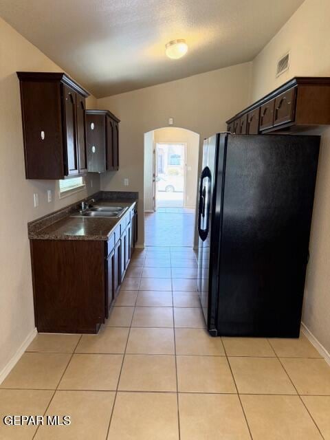 Building Photo - 14668 Jesus Almeida