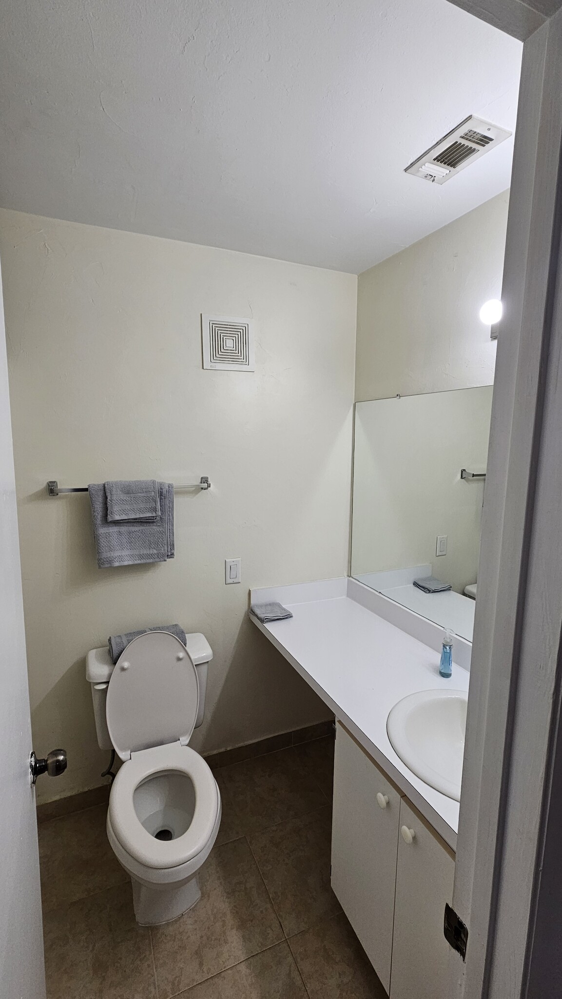 Building Photo - 4215 SW 22nd Ln