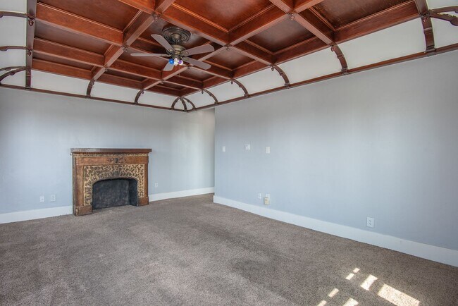 Building Photo - 4818-4822 33rd Street