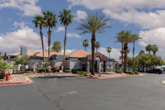 Building Photo - Remodeled first floor unit in gated commun...