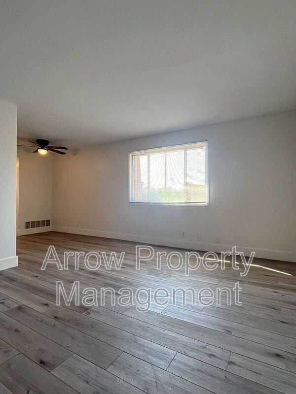 Building Photo - 3619 N 60th St