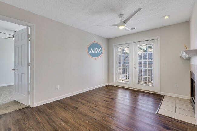 Building Photo - Welcome to 1117 Westbury – Modern Living w...
