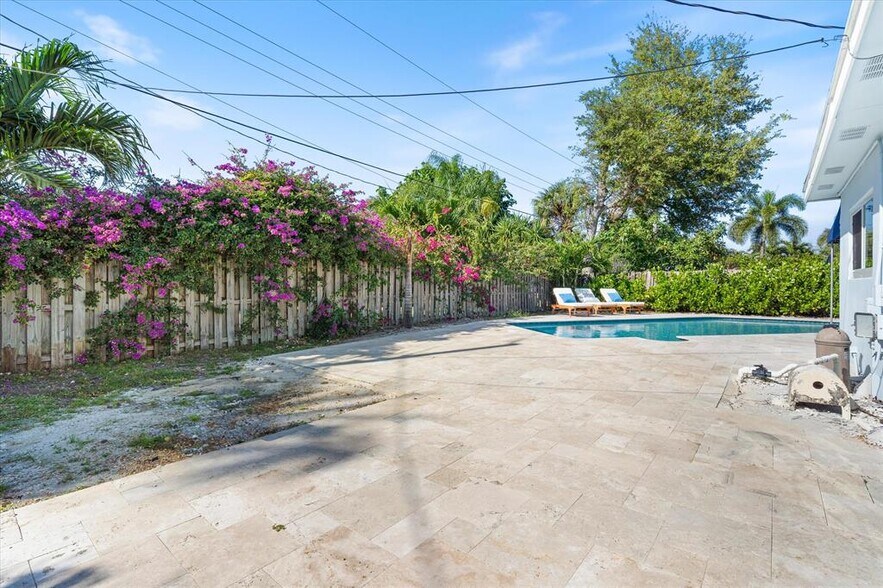 Building Photo - 10281 NW 32nd St