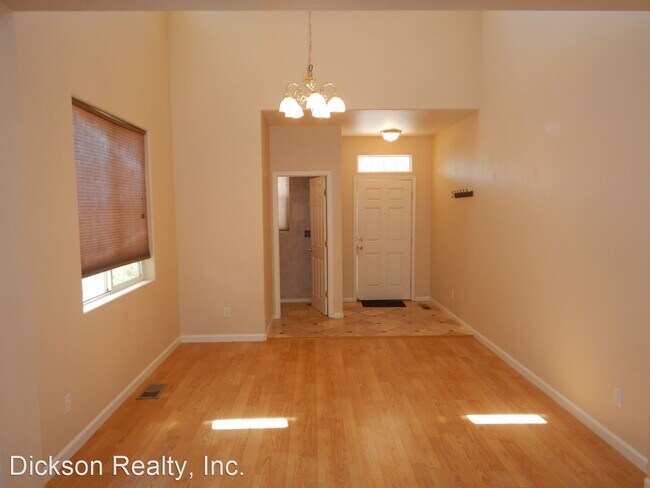 Building Photo - 3 br, 2.5 bath House - 5885 Blue Canyon