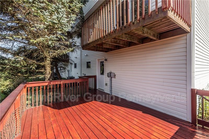 Building Photo - 111 Antler Hollow Ct