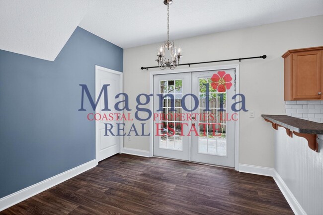 Building Photo - 255 Cypress Point Dr