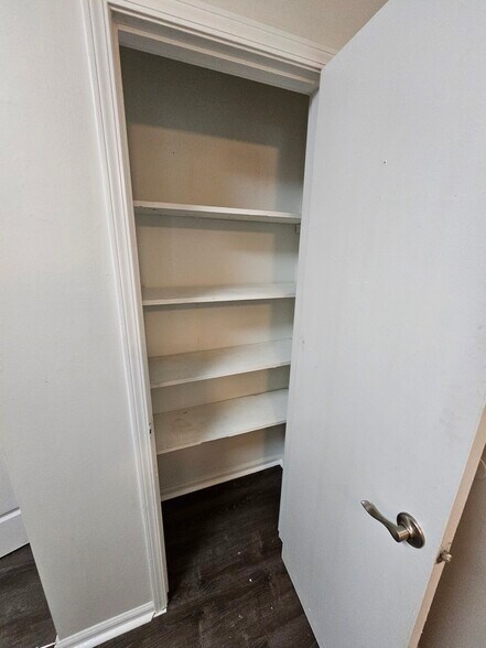 Building Photo - 5566 Rock Garden Ct NW