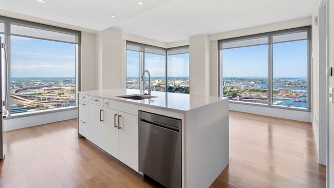 Building Photo - 35 Lomasney Wy