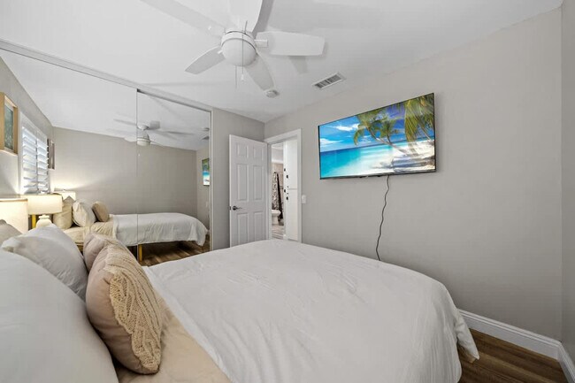 Building Photo - 7630 Andasol St