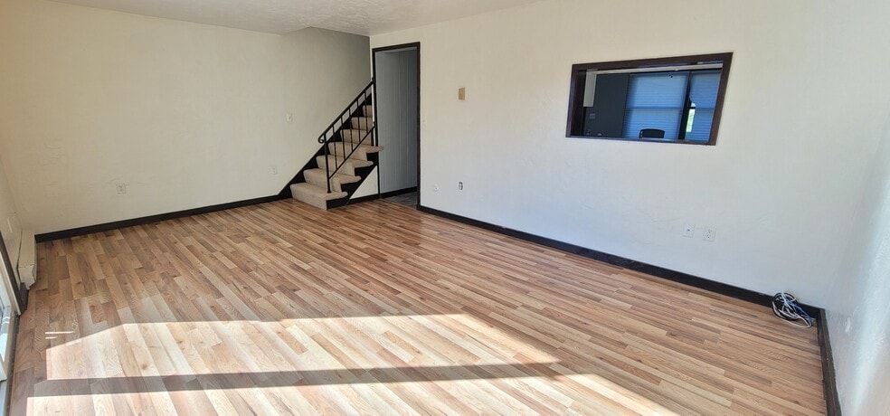 Living Room - 237 Ingram Ave