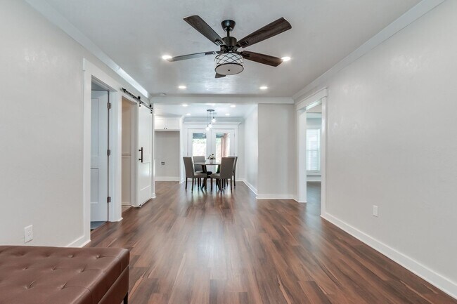 Building Photo - $500 OFF FIRST FULL MONTH PROMOTION!