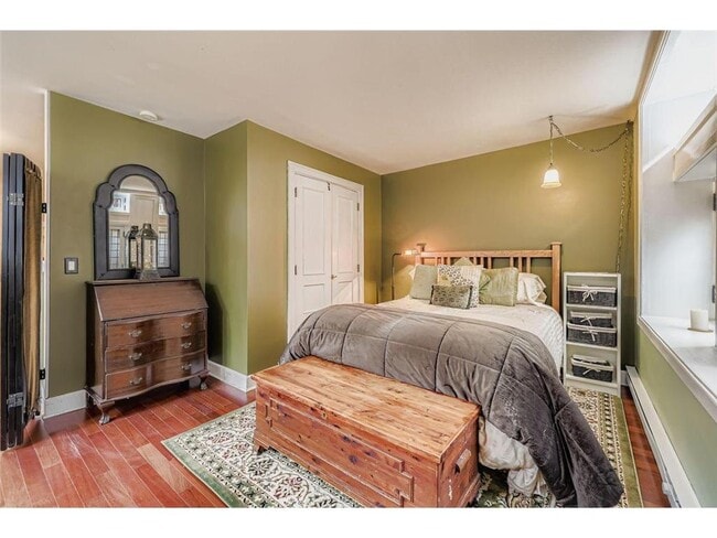 Building Photo - 2219 Pillsbury Ave