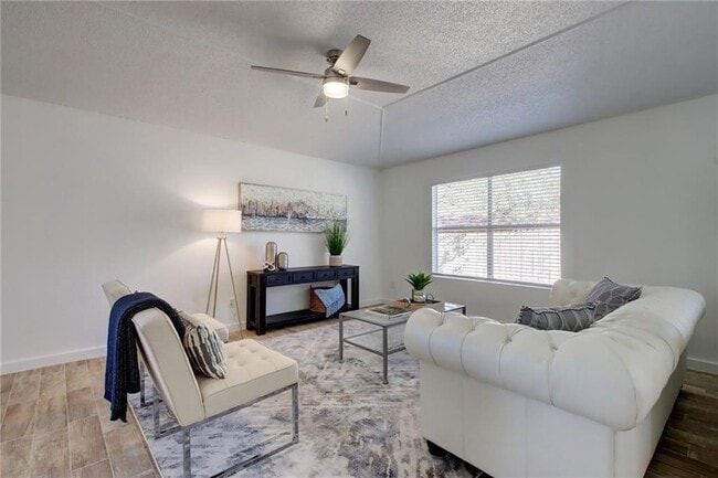 Building Photo - 1502 Mayapple St