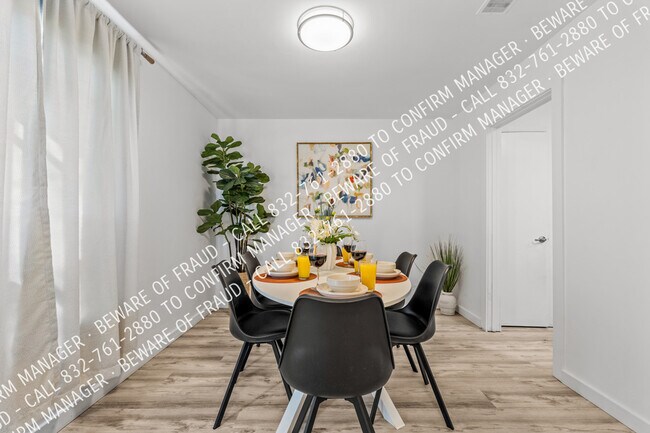 Building Photo - 12811 Pandora Dr