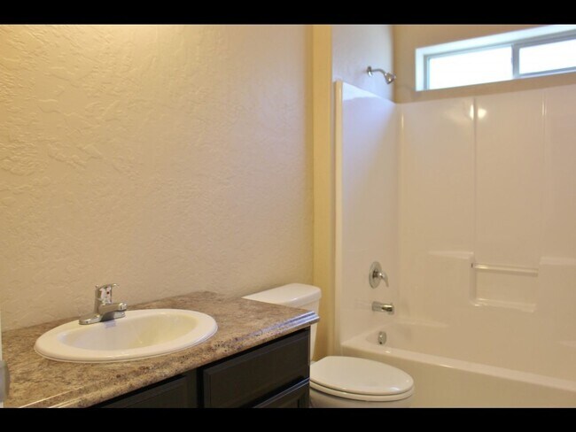 Building Photo - 1531 Tranquil Ln