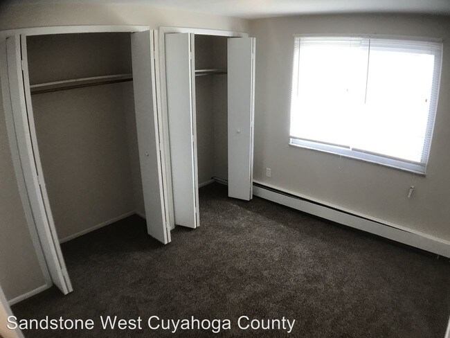 Building Photo - 1456 W 107th St