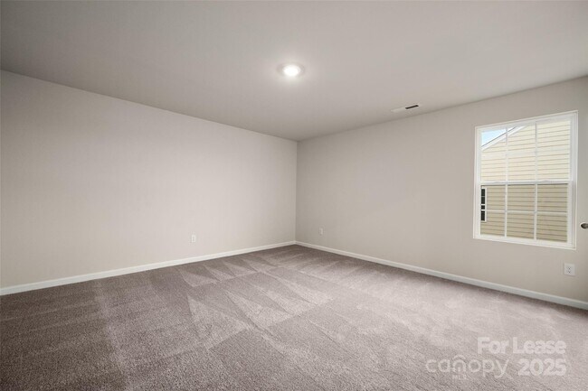 Building Photo - 108 Rock Ave