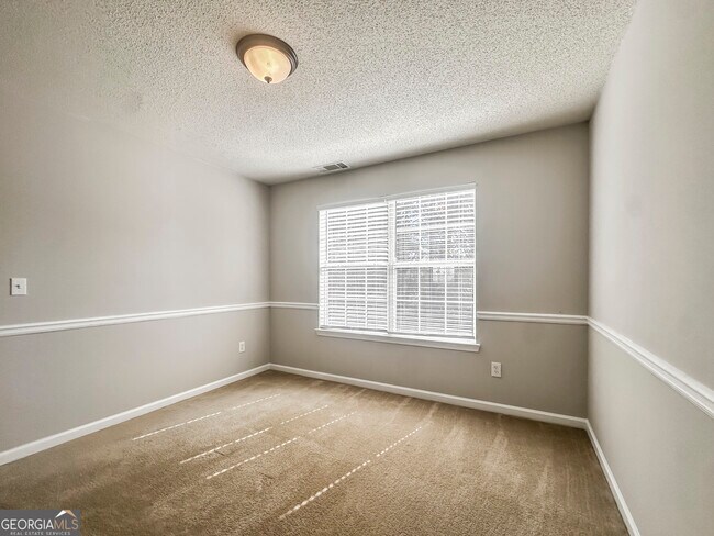 Building Photo - 3901 Swooping Ct