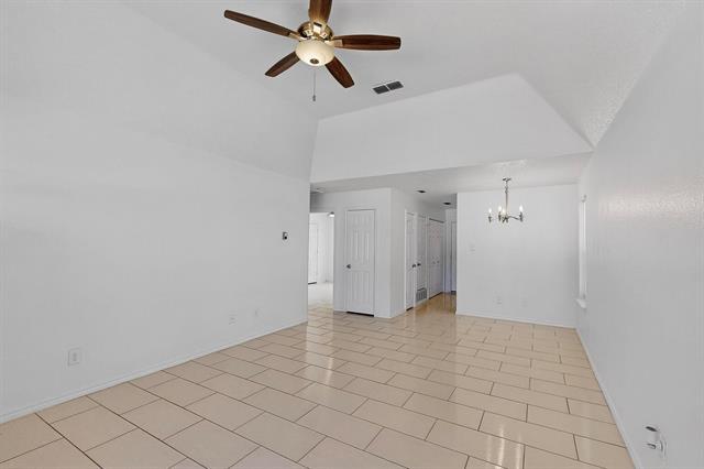 Building Photo - 209 W Owens St