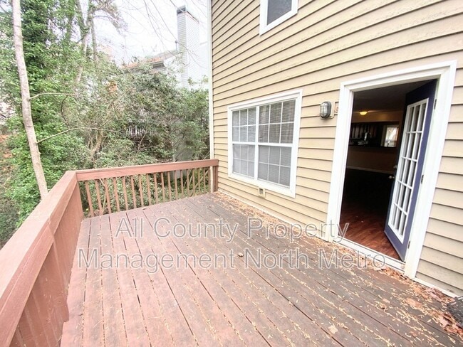 Building Photo - 5196 Laurel Bridge Ct SE