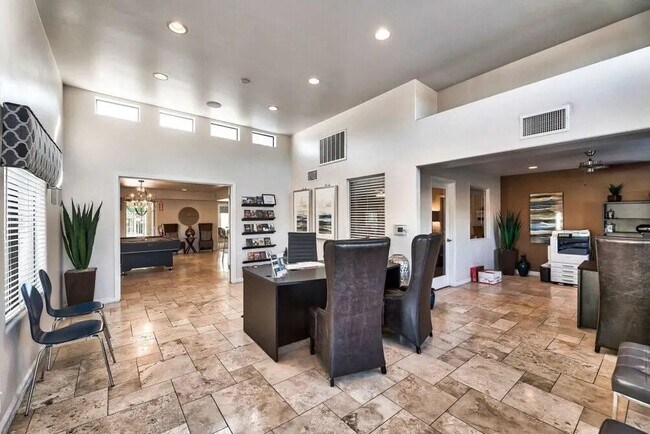 Building Photo - Union Hills Estates