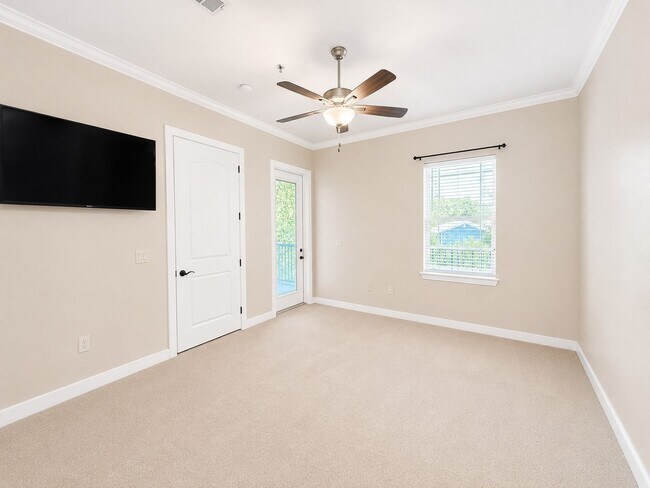 Building Photo - 3/3 Condo - Gulf Shores
