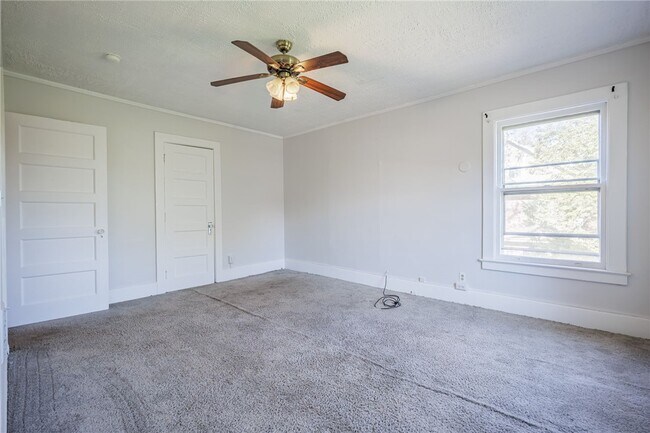 Building Photo - 1609 Culver Rd