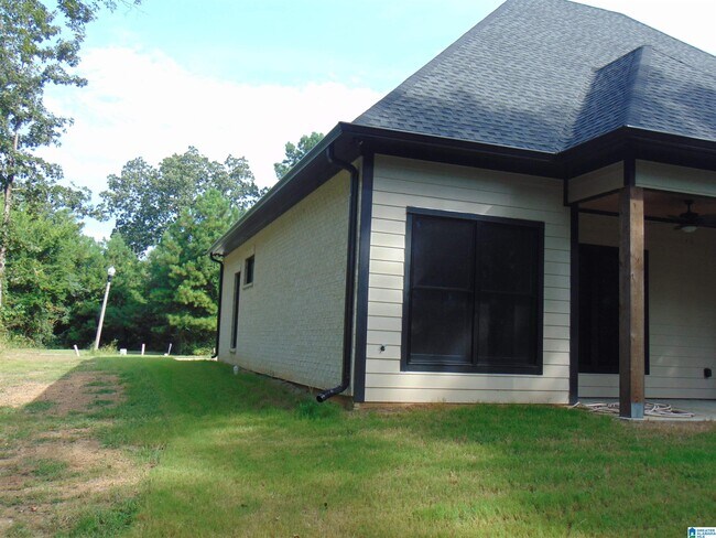 Building Photo - 117 Melbourne Cir