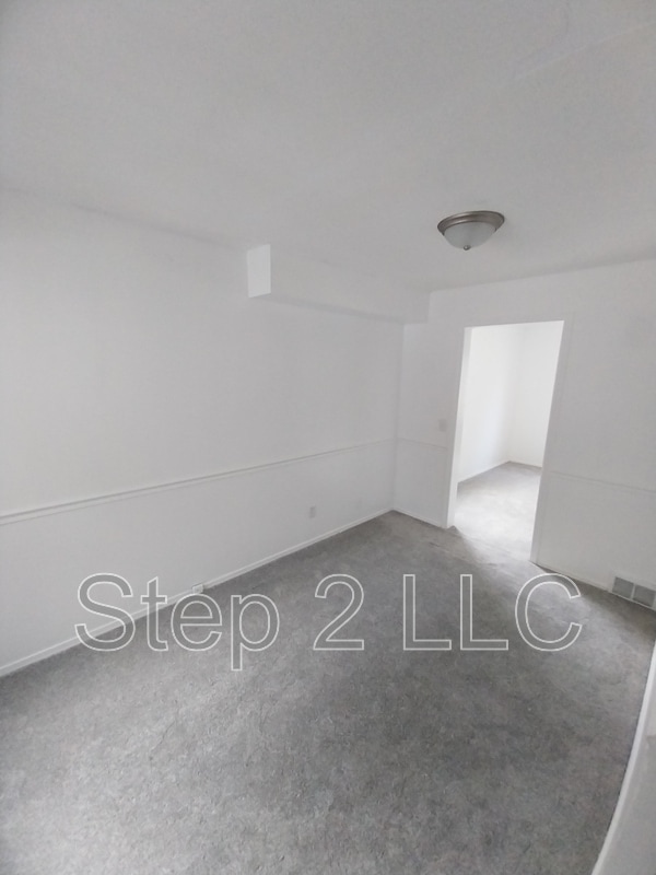 Building Photo - 25670 Briardale Ave