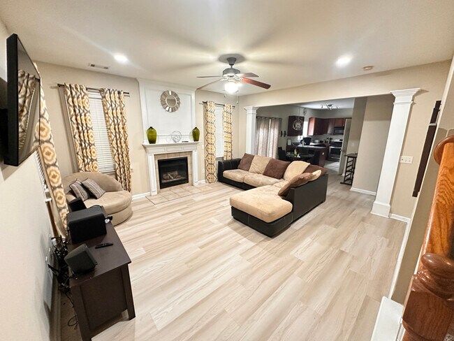 Building Photo - 175 Mill Creek Dr