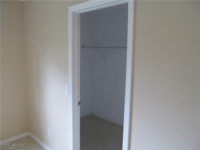 Building Photo - 715 Zebu Pl
