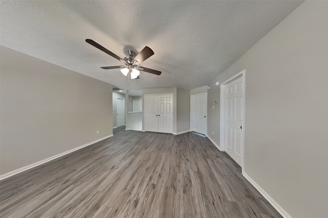 Building Photo - 14906 Woodcypress Ln