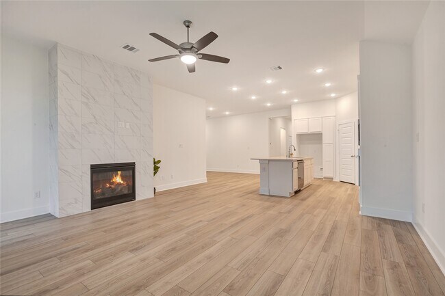 Building Photo - 6027 Churchill Spgs Ln