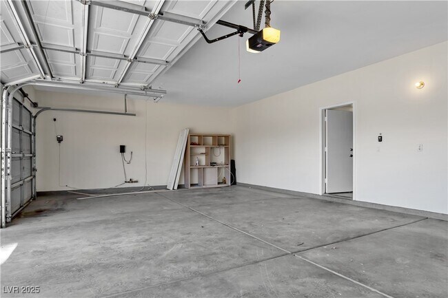 Building Photo - 251 Ventana Village Ln