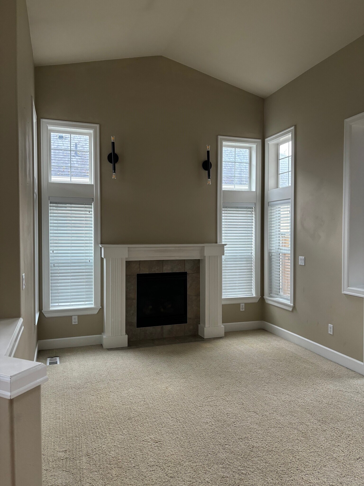 Building Photo - 2111 29th Avenue Ct SW