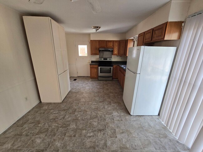 Building Photo - 7514 Telfair Dr