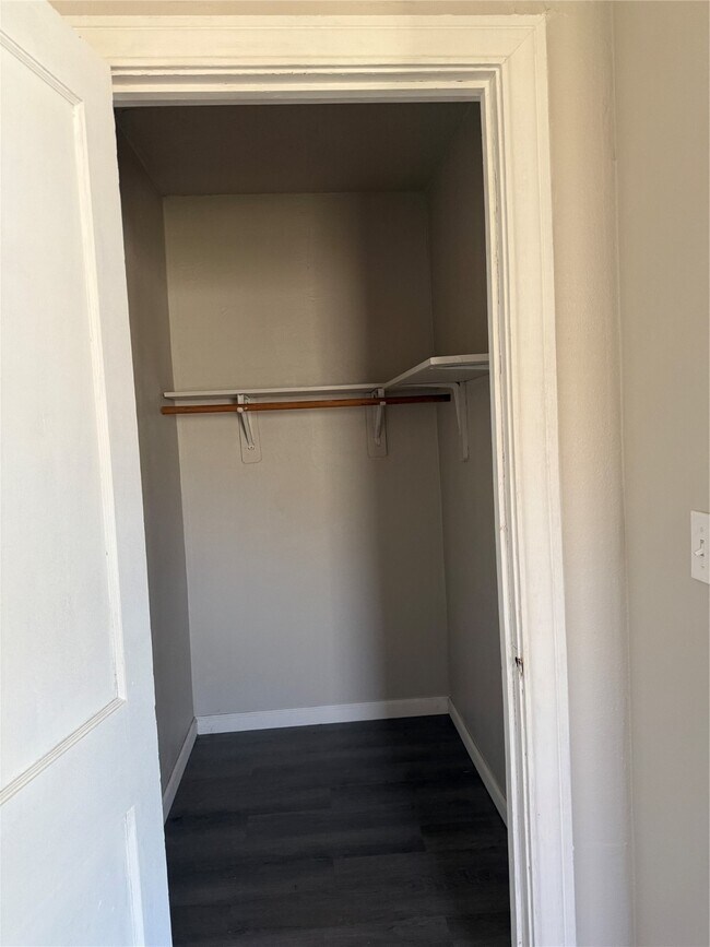 Building Photo - 2711 Avenue G