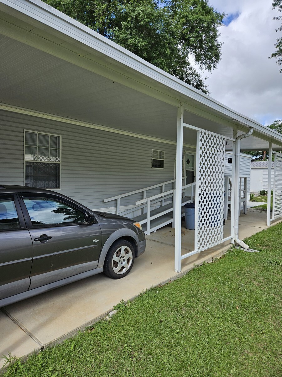 Building Photo - 9380 Seabright Ave