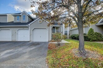 Building Photo - 7 Pagoda Ln